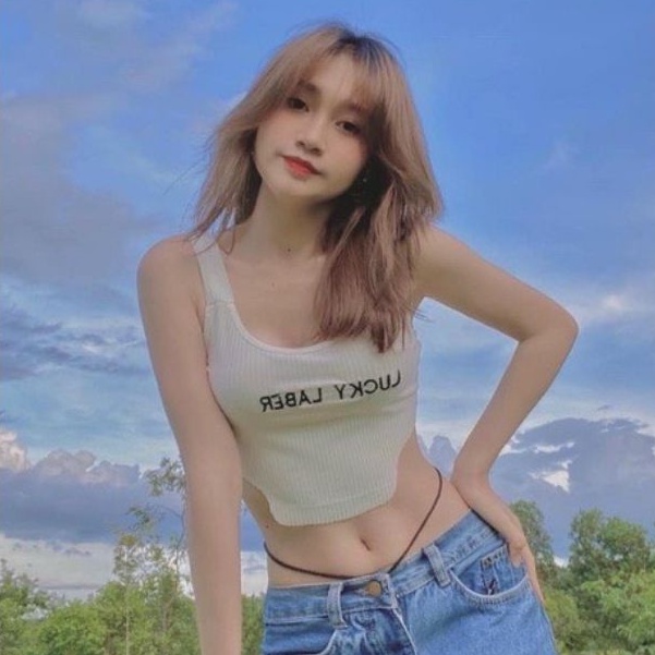 Áo thêu chữ kiểu dáng croptop chất thun tăm co dãn hai dây vanmiushop