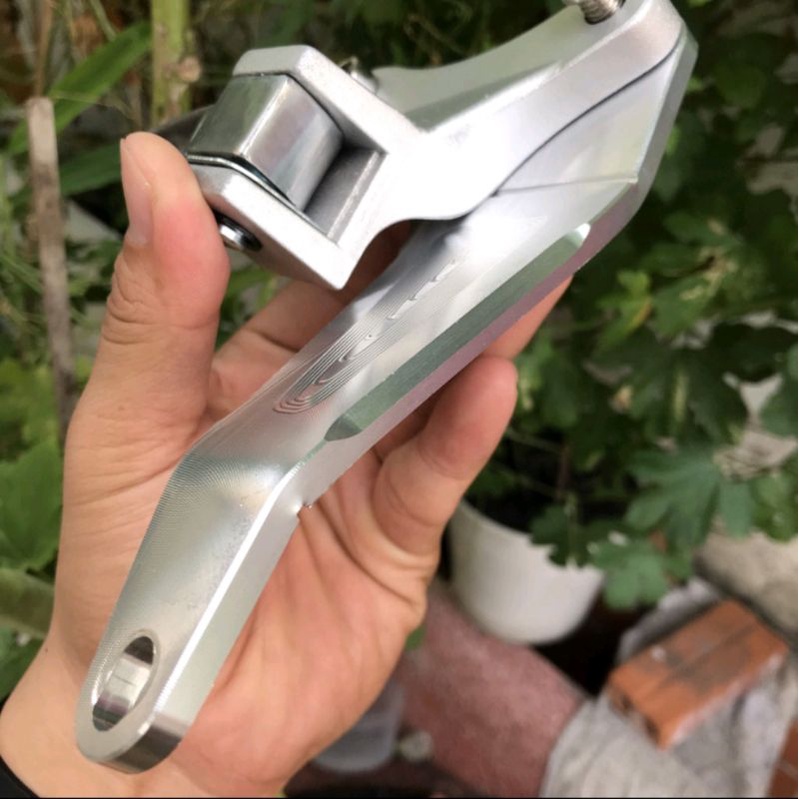 Gác chân sau + pas treo pô Kiểu MaLay gắn Winner, Winner X ,Sonic.