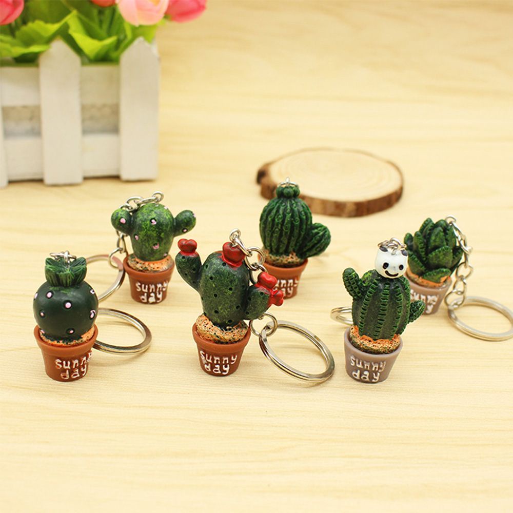 Móc Khóa Hình Chậu Cây Xương Rồng Bằng Nhựa Nhiều Màu Sắc