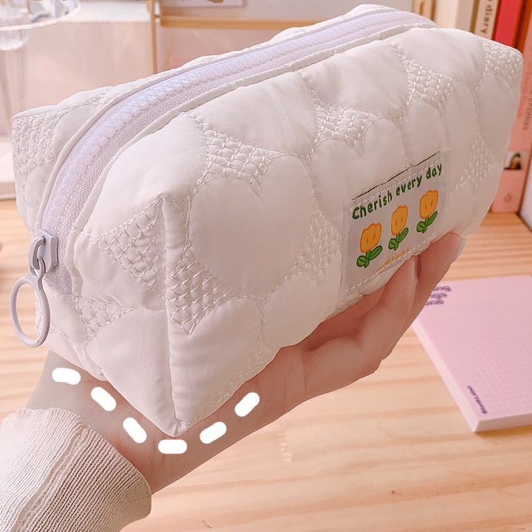 Túi Bút Vải Trái Tim Hoa Tulip Nữ Tính - Túi Đựng Mĩ Phẩm