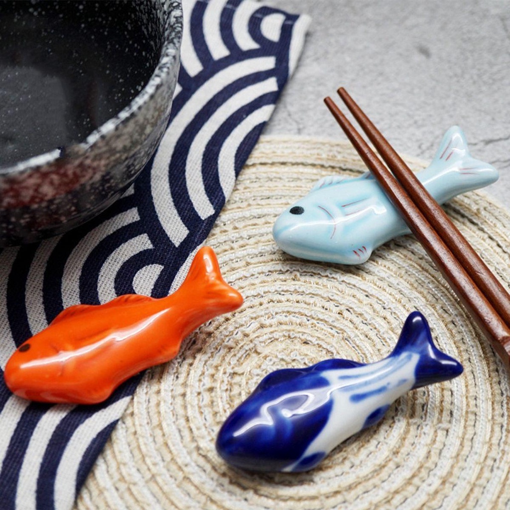 Giá Đỡ Đũa / Muỗng / Nĩa Bằng Sứ Hình Cá Dễ Thương Trang Trí Nhà Bếp