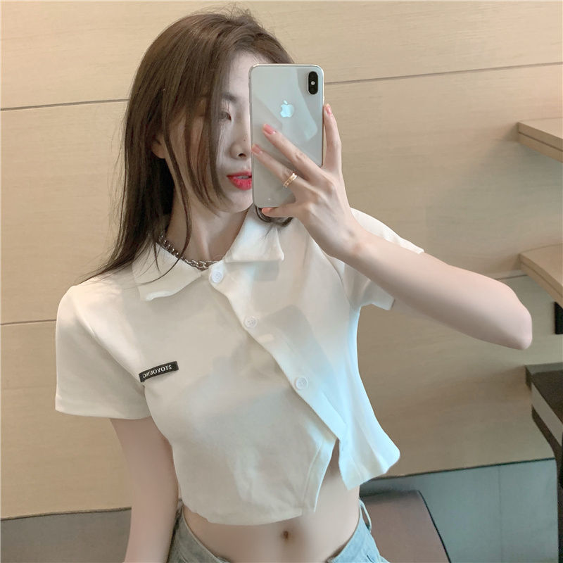 Áo croptop kiểu không đối xứng phong cách hè nữ tính