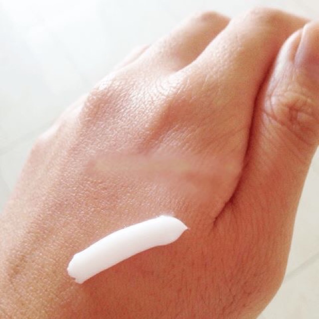 Kem dưỡng da tay Kose Q10