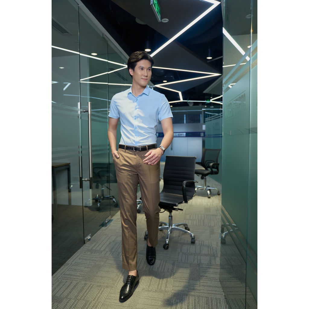 Áo Sơ Mi Nam Ngắn Tay DGCs - SASNBA59M kiểu dáng ôm, họa tiết trơn, vải Nano cực thoáng mát và thấm hút tốt