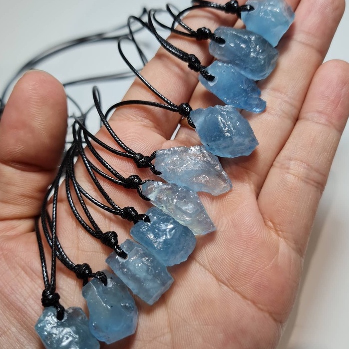 Vòng đeo cổ Aqua marine tự nhiên xanh nước biển Moon Healing Garden