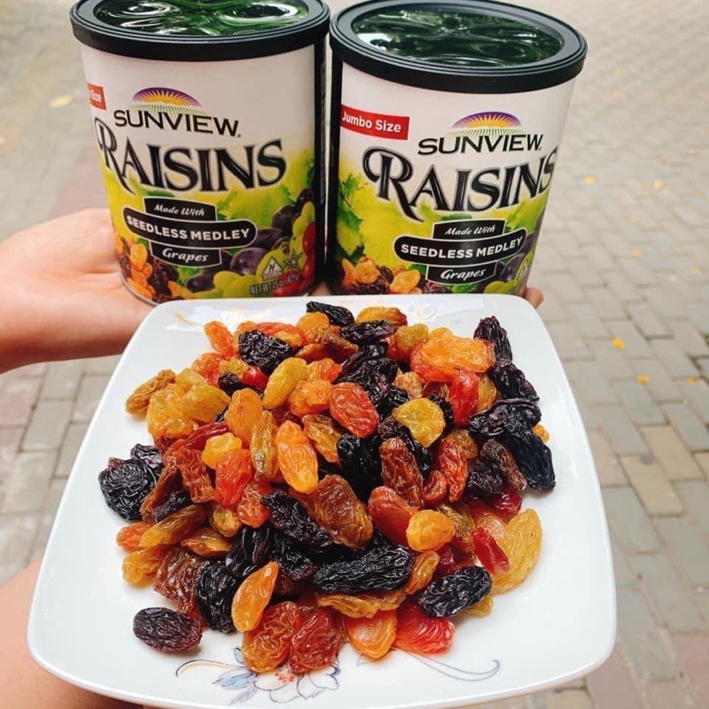 Nho Khô Mỹ Raisin Sunview không hạt vị thập cẩm 425g