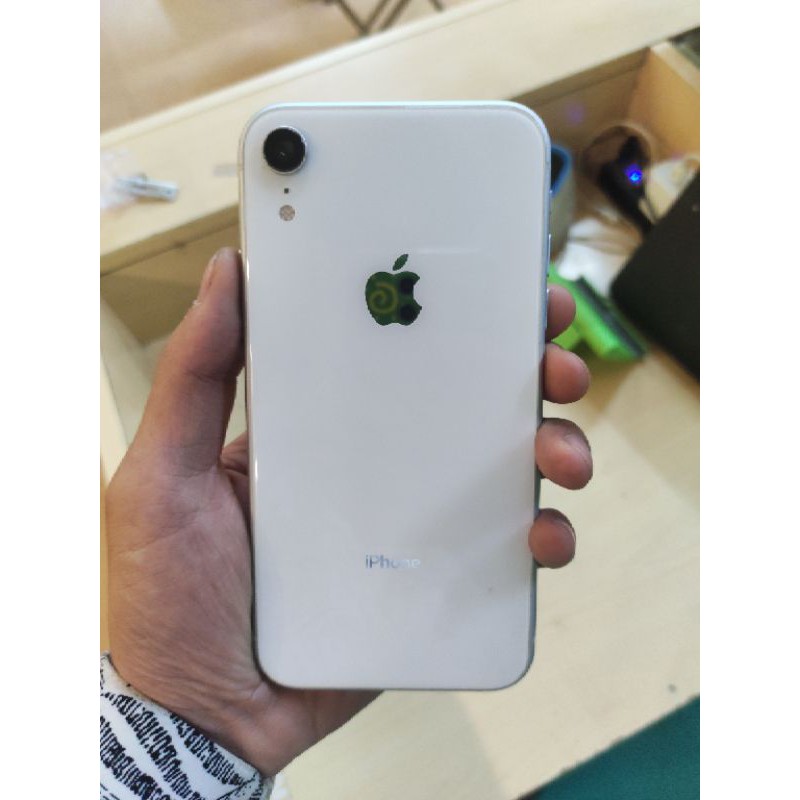 Iphone xr đẹp zin 99% pin 100% bản bộ nhớ 64GB