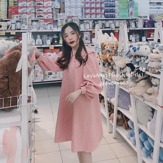 Váy suông kẻ hồng cổ bèo