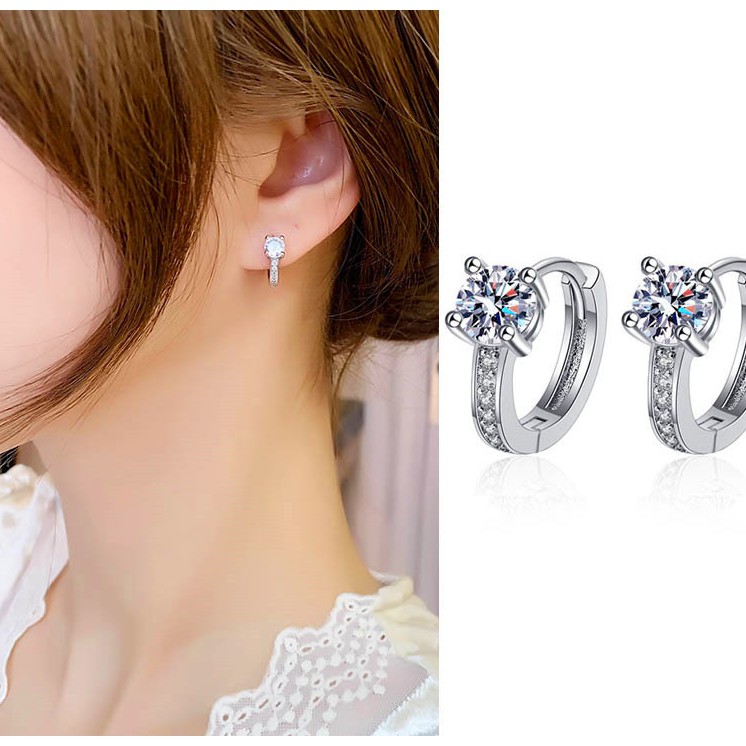 Bông tai bốn chân thời trang S925 Bông tai kim cương carbon cao cho phụ nữ