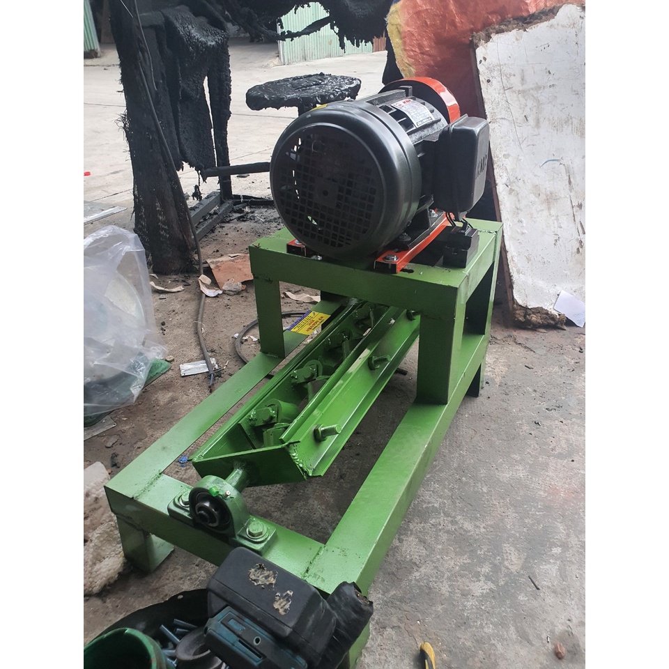 Máy Duỗi Sắt Trung