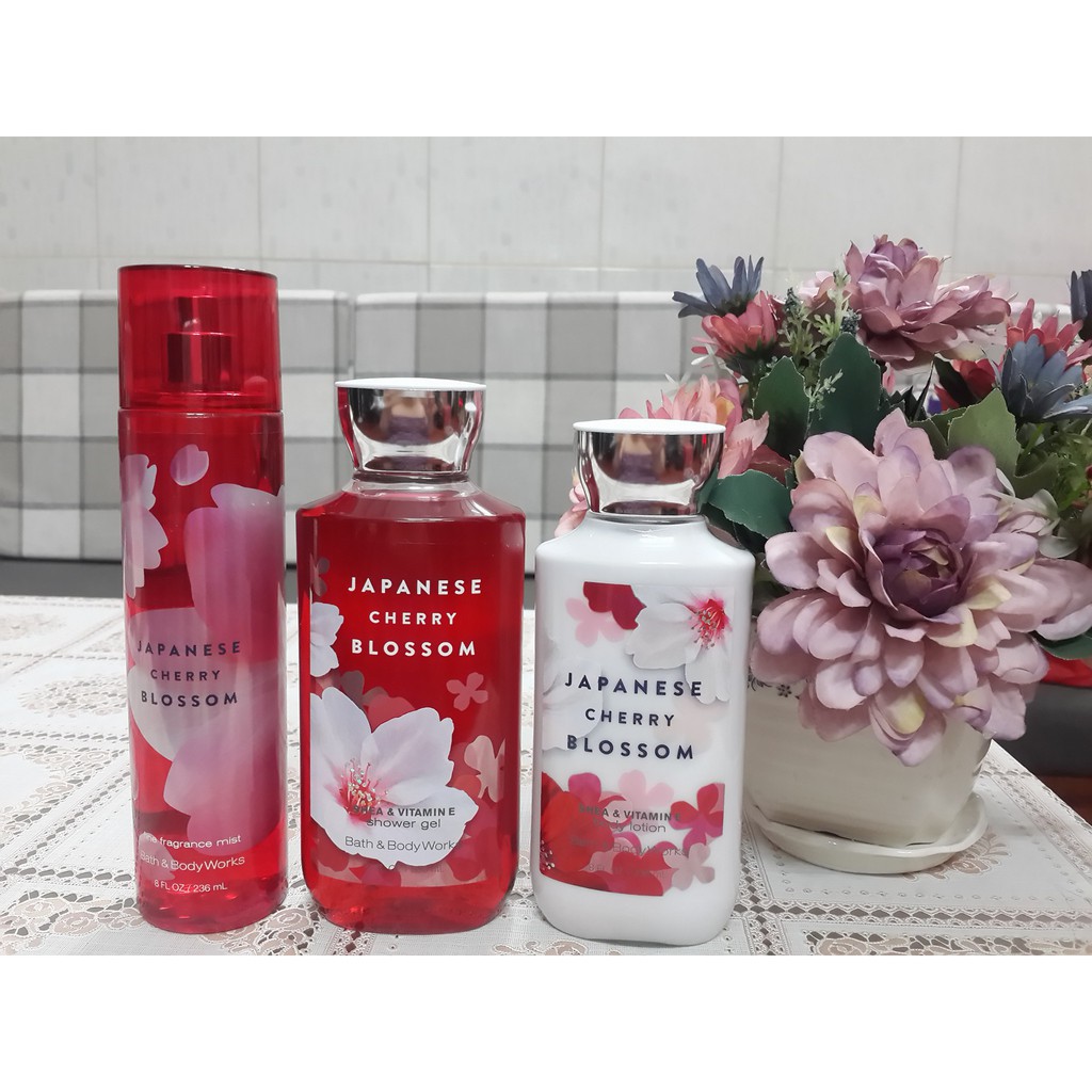 BATH AND BODY WORKS mùi Japanese Cherry Blossom - Chính Hãng