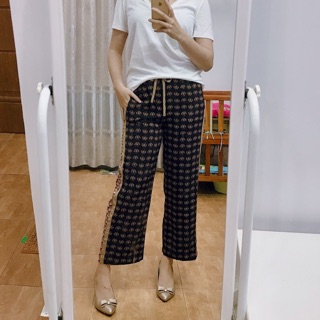 Quần áo Zara