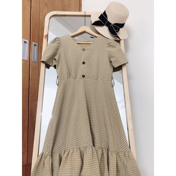 Váy caro vàng vintage