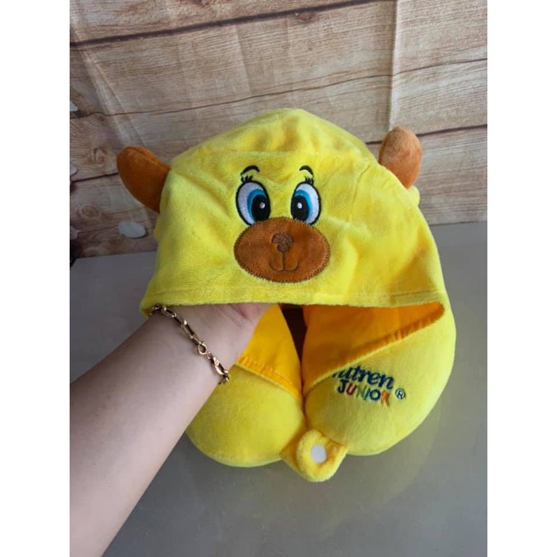 Gối đỡ cổ có mũ cho bé