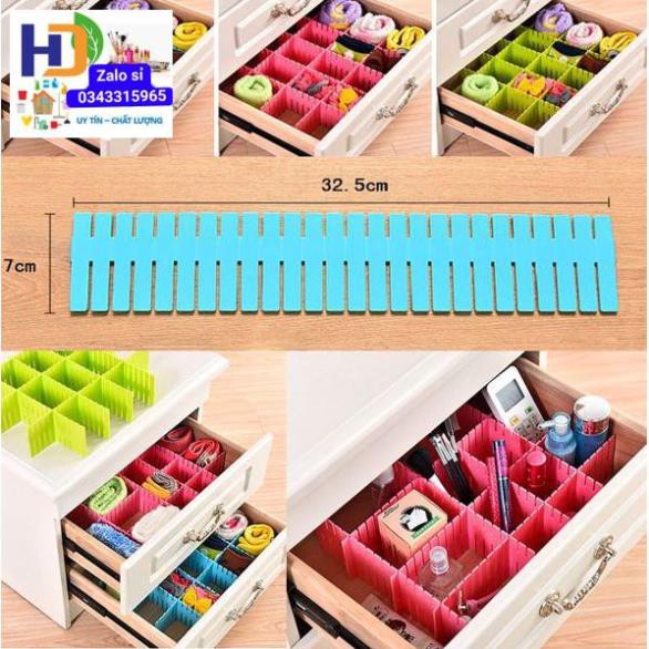 Set 4 Miếng Nhựa Chia Ngăn Tiện Lợi - Giao Màu Ngẫu Nhiên