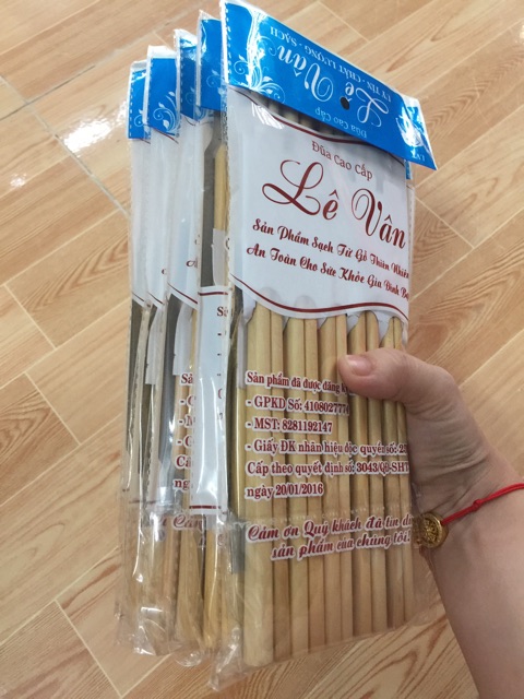 Đũa gỗ trắng lát hoa Lê Vân