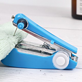 Máy May Mini Cầm Tay (Màu Sắc Ngẫu Nhiên)