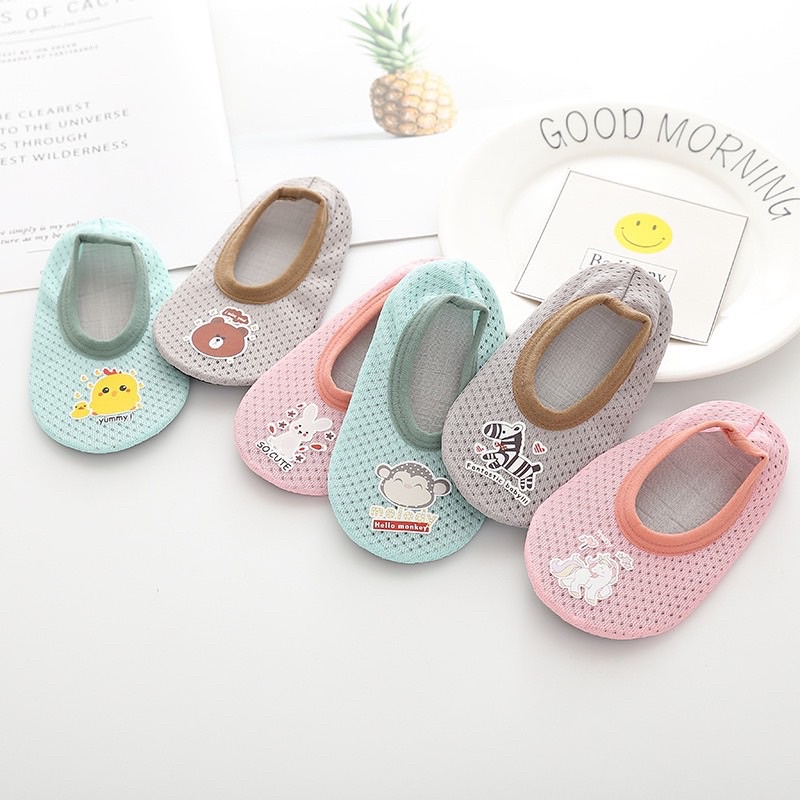 Giày Tập Đi Đế Mềm Chống Trượt Thoáng Khí Cho Bé