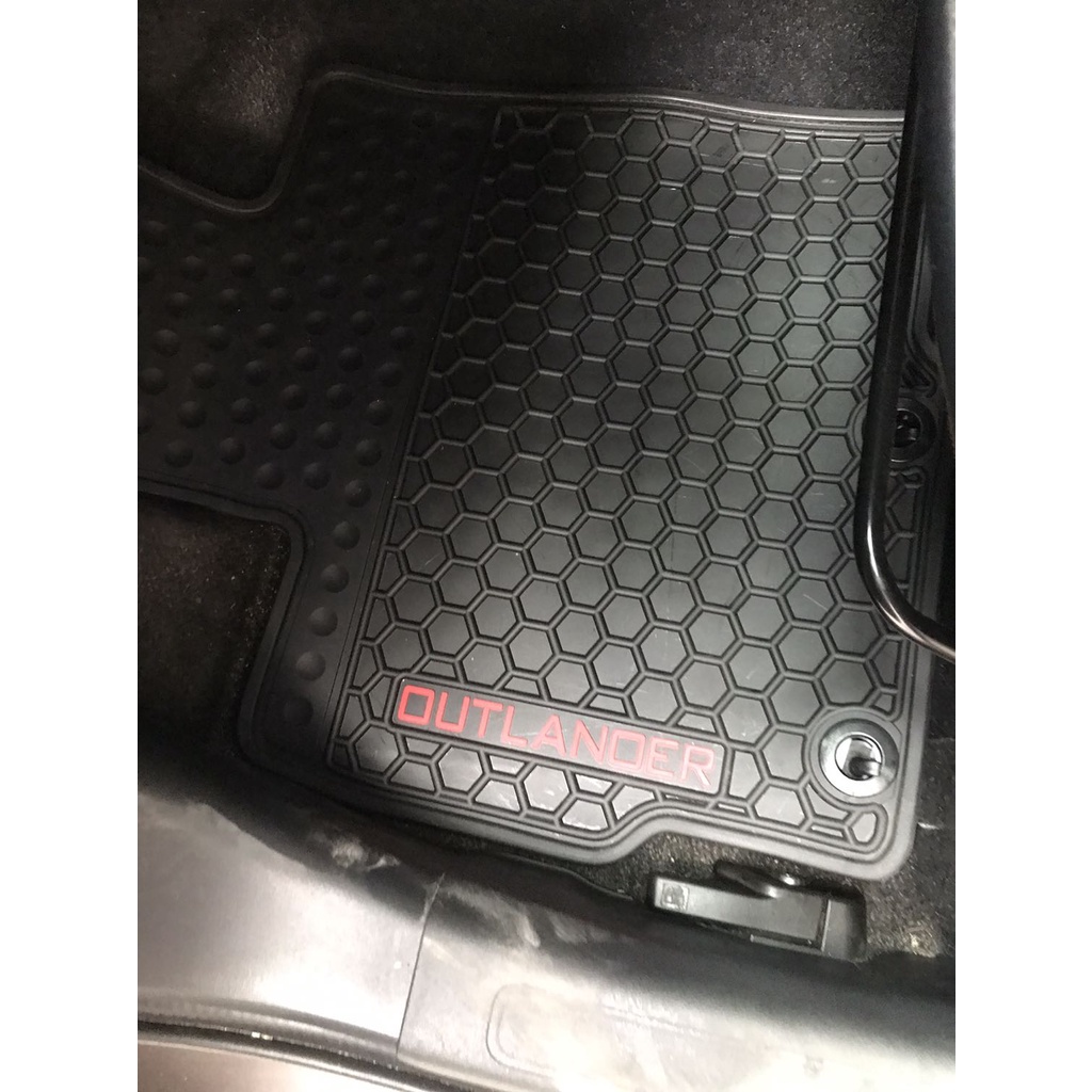 HÀNG CAO CẤP|Thảm Lót Sàn Cao Su Cho Xe Mitsubishi Outlander cao cấp - hàng không mùi , cao su đúc, vừa form xe