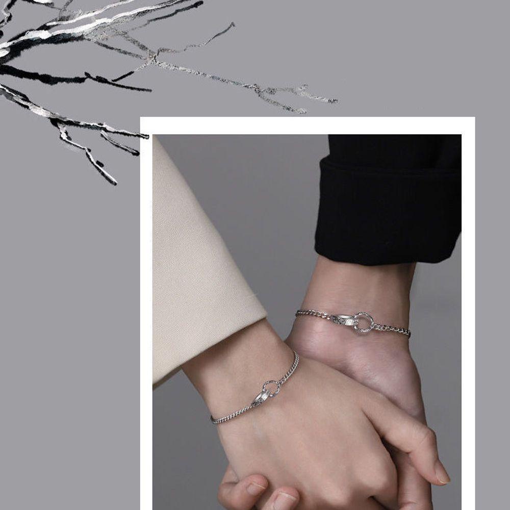 Vòng Tay Dây Xích Đôi Khắc Chữ True Love Thời Trang Cho Cặp Đôi