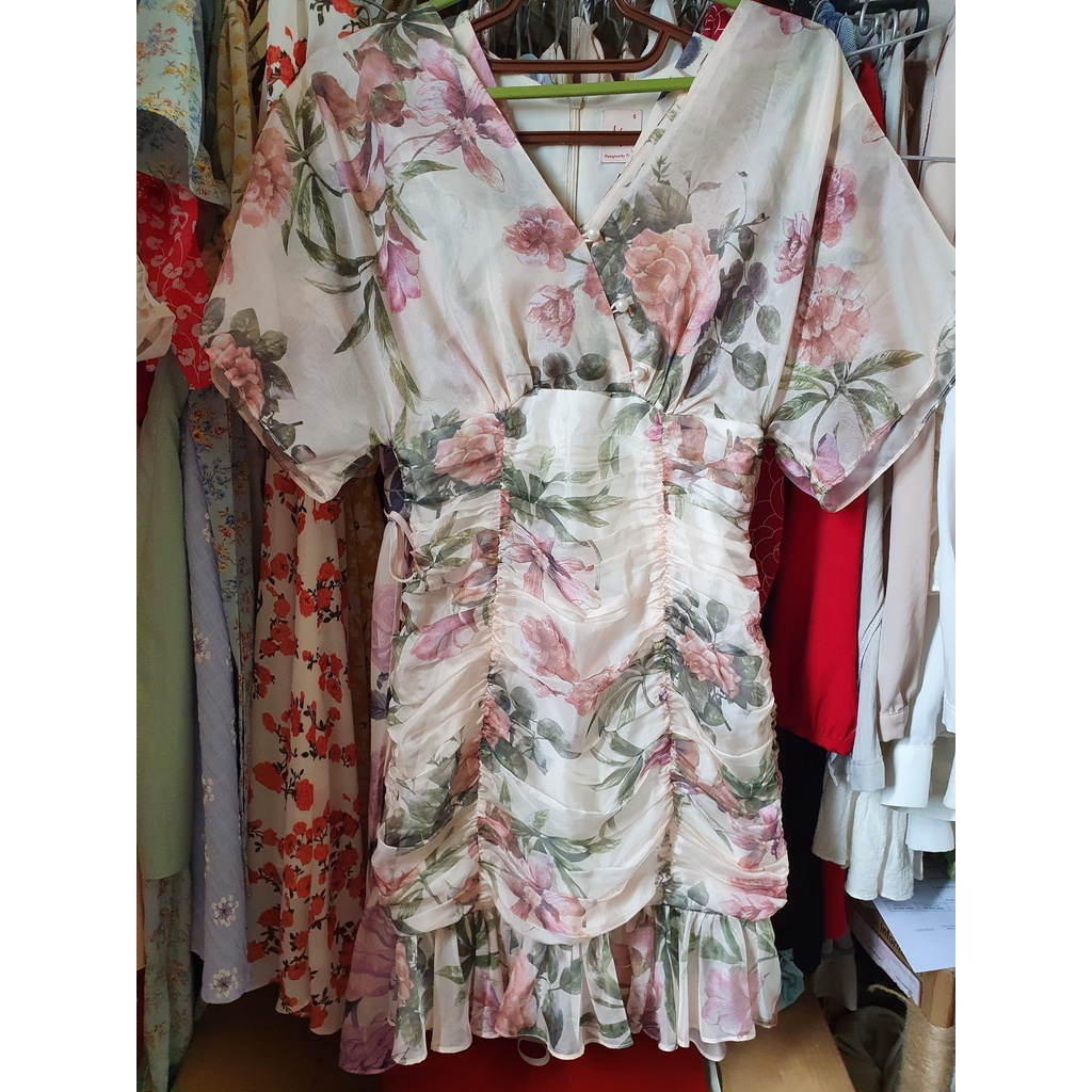 Đầm kimono body sexy màu be họa tiết hoa nhún bèo voan tơ Size S