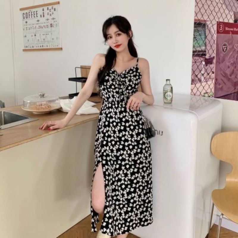 [ORDER] Váy yến hai dây hoa nhí đen trắng xẻ tà sâu sexy hàng Quảng Châu có size