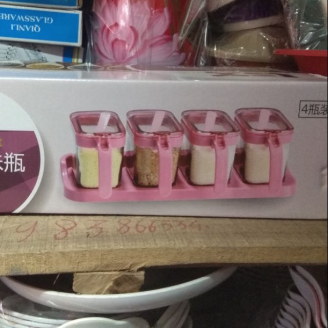 Bộ 4 lọ đựng gia vị