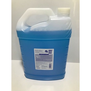 nước  lau  kính  can 3.8kg