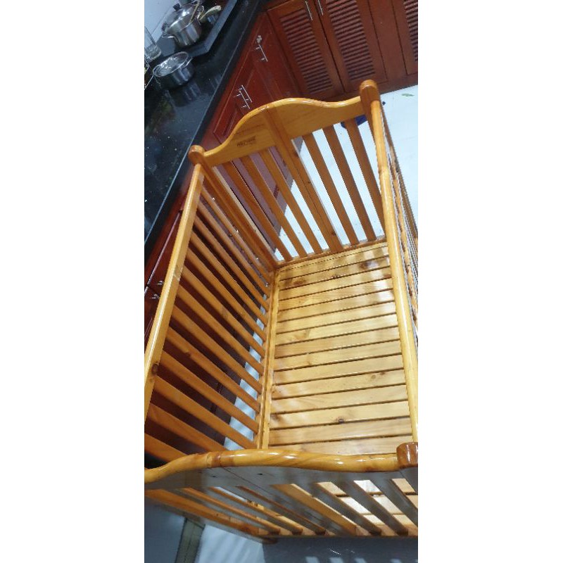 Cũi gỗ autor