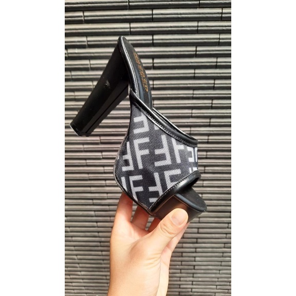 TG20625 Guốc nữ cao cao xinh xinh sz35-38