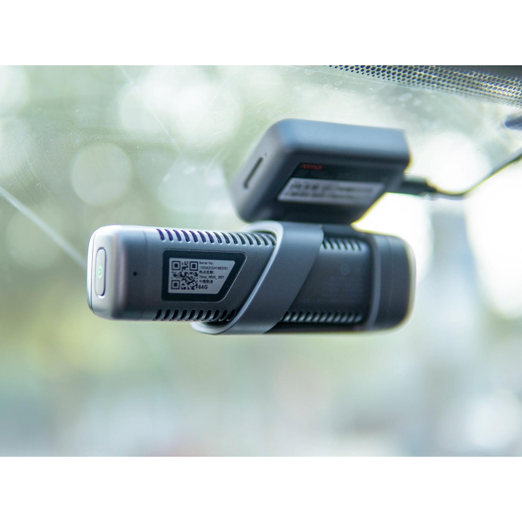 Camera hành trình 70mai Dash Cam M500 phân giải 1944P Ultra HD định vị GPS, cảnh báo bằng giọng nói tự động