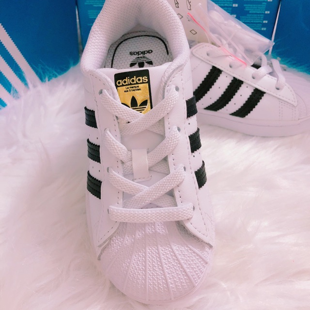 adidas auth