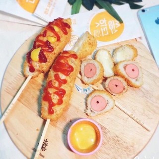 Hotdog xúc xích pho mai 5 chiếc (ship hoả tốc)