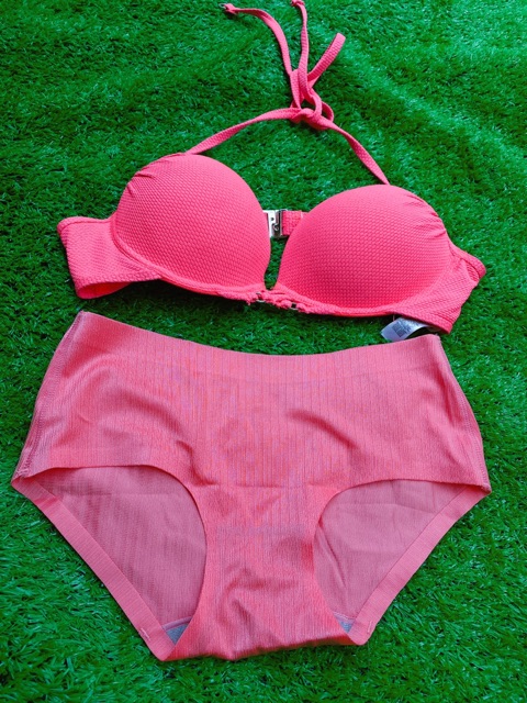 Bikini màu hồng cổ cột dây sexy 2 mảnh