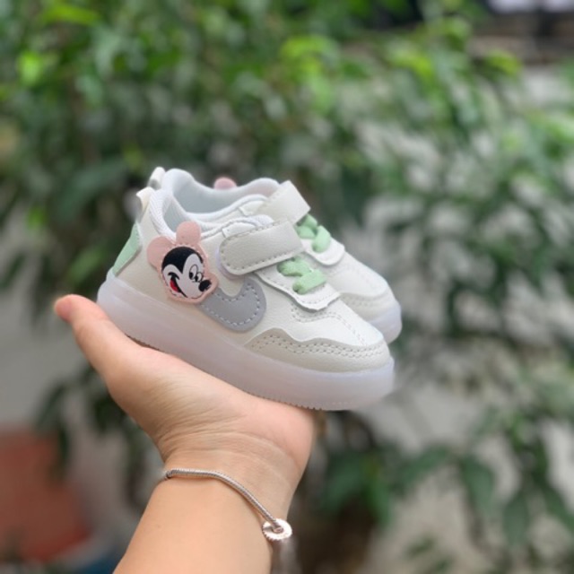 Giầy mickey đèn sz nhí