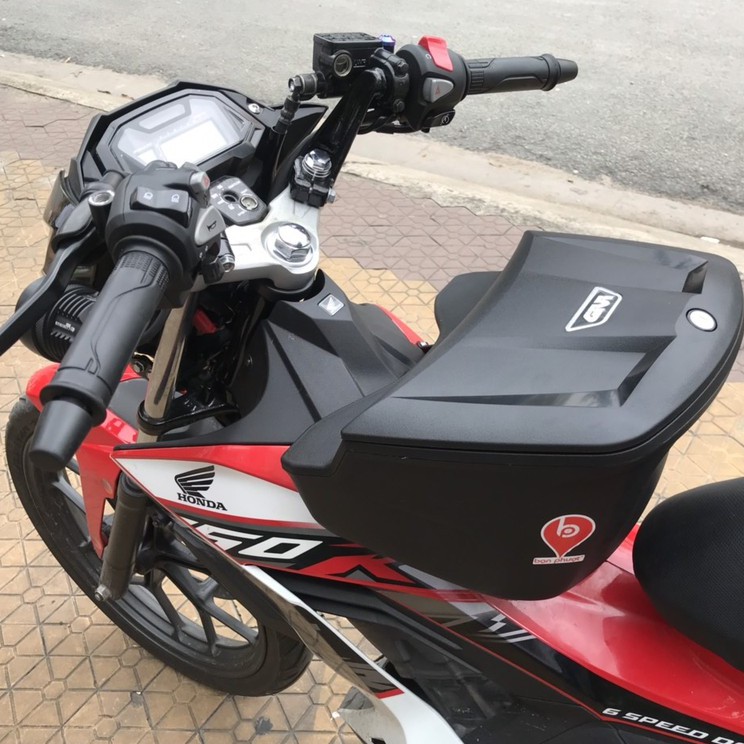 Thùng Giữa GIVI Cho SONIC 150R (MOD)