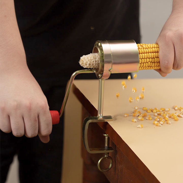 Máy Tuốt Ngô Gia Đình Quay  Tay Tiện Lợi - NNTM