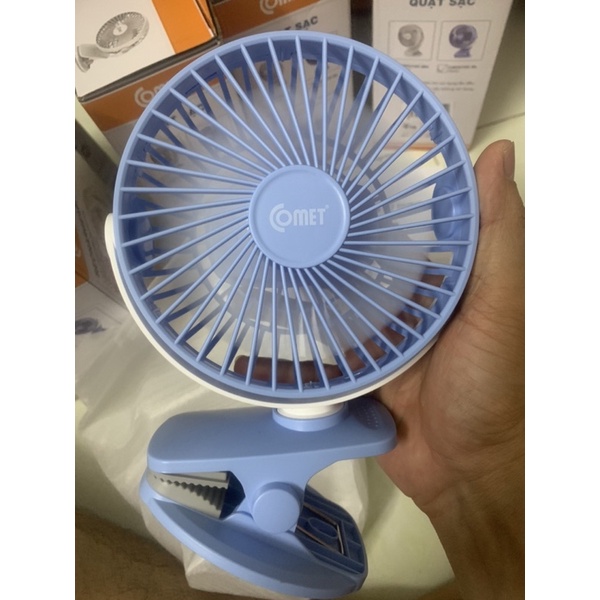 Quạt Sạc Có Đồ Kẹp Comet. Hàng Cty Chính Hãng Đầy Đủ Bảo Hành
