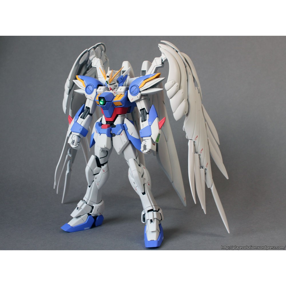 Mô hình lắp ghép MG 1/100 Gundam Wing Zero Custom - TThongli