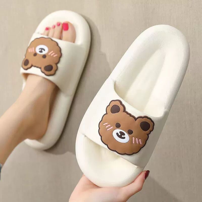 Dép Bánh Mỳ Nữ Đính Mặt Gấu Chất Liệu PVC Kiểu Dáng Thời Trang Mới