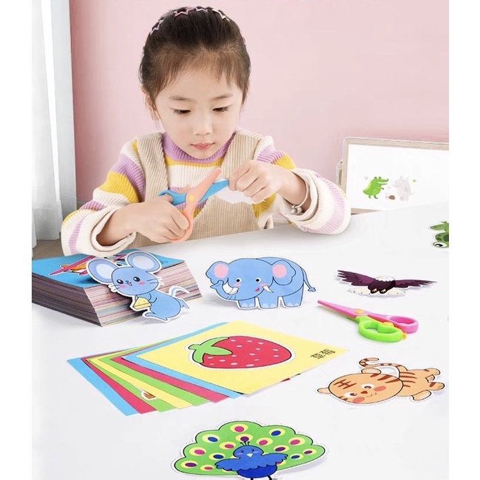 Cắt giấy cho bé 180 tờ kèm kéo nhựa an toàn, đồ chơi giáo dục sớm cho bé phát triển vận động tinh