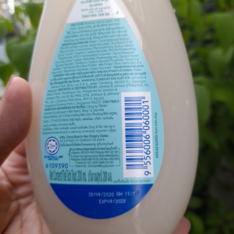 Sữa tắm Baby Johnson 200ml