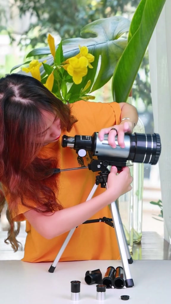 Kính thiên văn trẻ em F30070M, thu phóng 150 lần Joycare, quan sát được mặt trăng với độ sắc nét cao | BigBuy360 - bigbuy360.vn