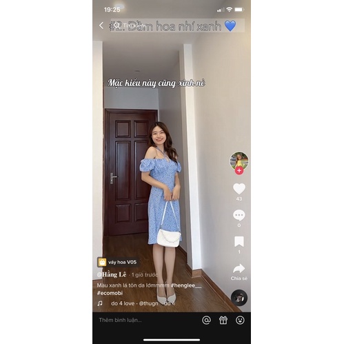 Váy hoa nhí trễ vai xinh xắn