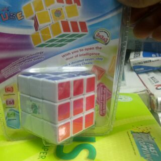 Trò chơi trí tuệ Rubik 3x3x3x