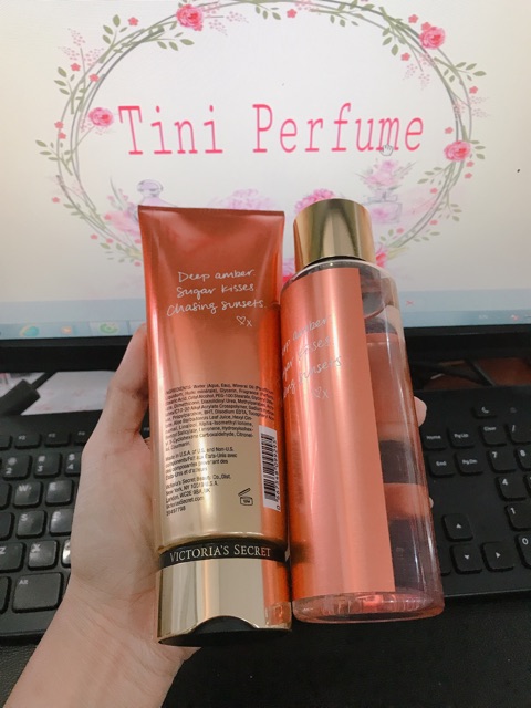 {Siêu thơm ngọt dai } Xịt thơm toàn thân nữ Victoria’s Secret Mist Amber romance 250ml mẫu 2018