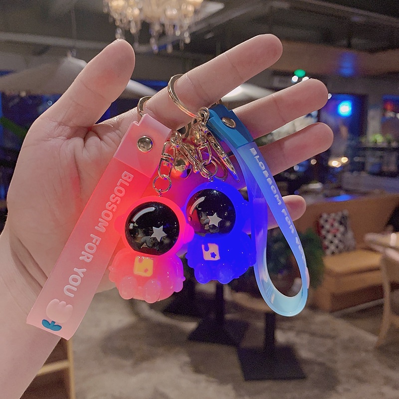 Móc Khóa Hình Phi Hành Gia Bằng acrylic Phát Sáng Độc Đáo