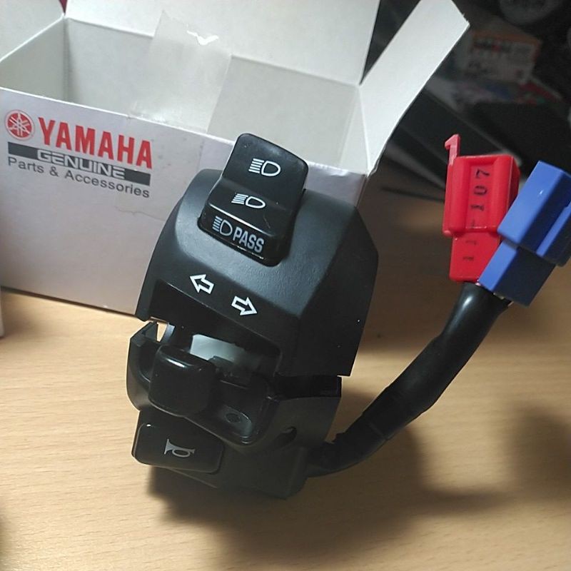 Cùm công tắc Exciter 150 2019 chính hãng Yamaha