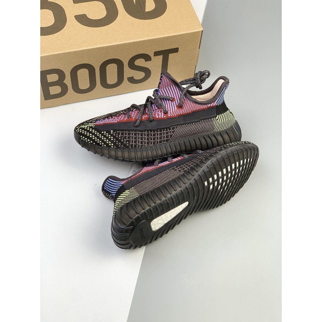 Giày Thể Thao Màu Đen Yeezy Boost 350v2 Size 36-45