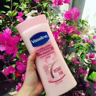 Dưỡng thể Vaseline 725ml kit1303